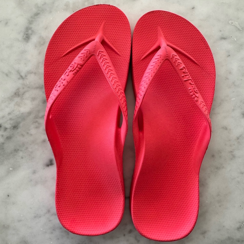 Archie’s Flip Flops